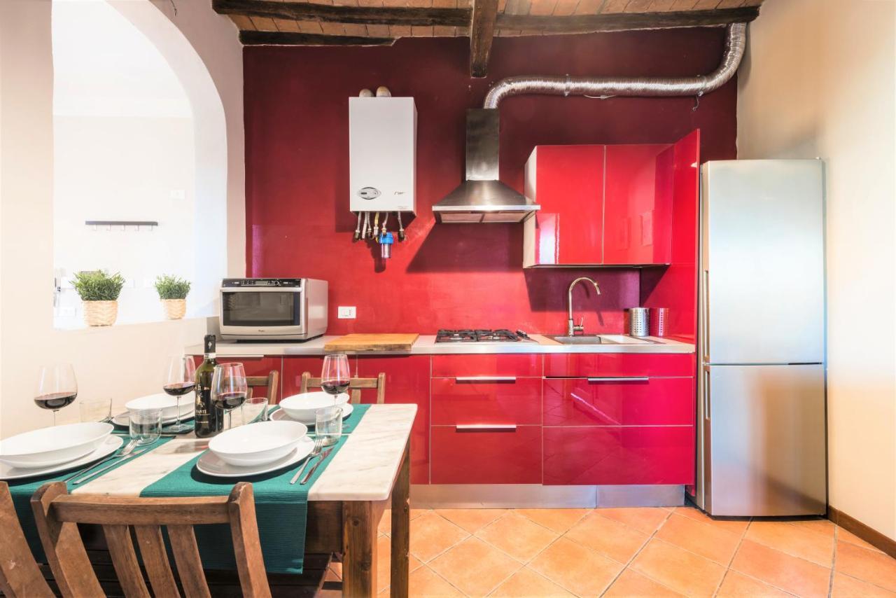 Hostly - La Pera Suite Apartment - 2 Bedrooms, Full Center Pisa Exterior photo
