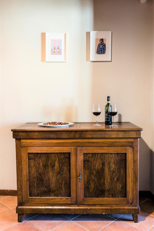 Hostly - La Pera Suite Apartment - 2 Bedrooms, Full Center Pisa Exterior photo